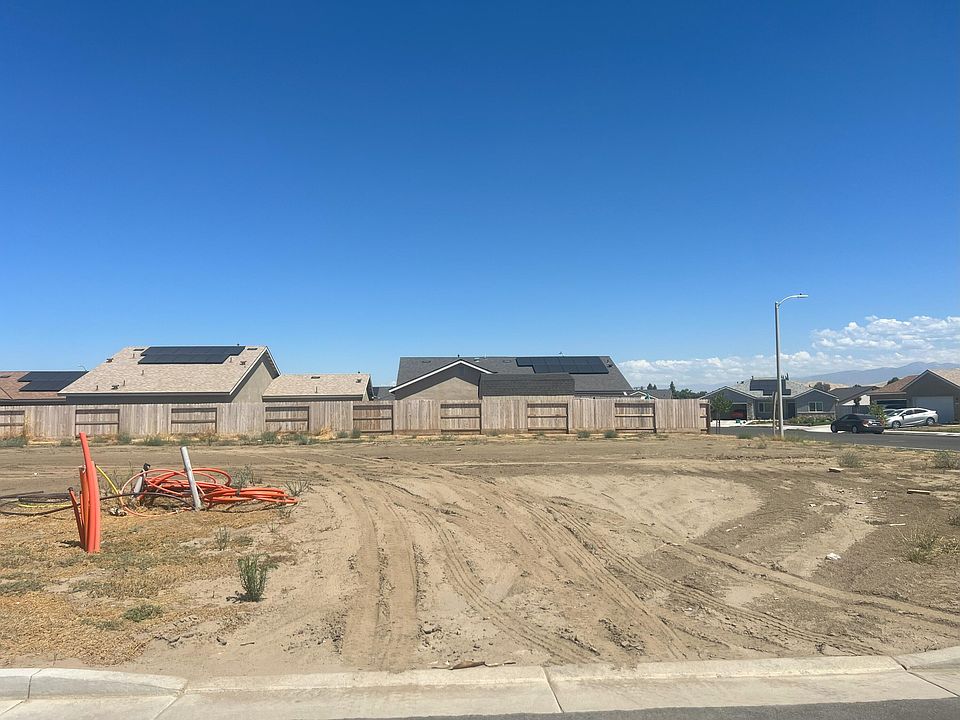 2nd image of 624 W Red Oak Avenue S