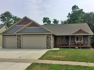1853 Kimberly Cir, River Falls, WI 54022