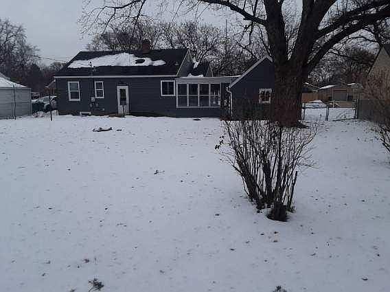 4th image of 1836 Dakota Ave S