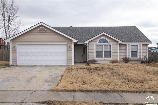 1913 E 30th St Lawrence, KS listing photo #1