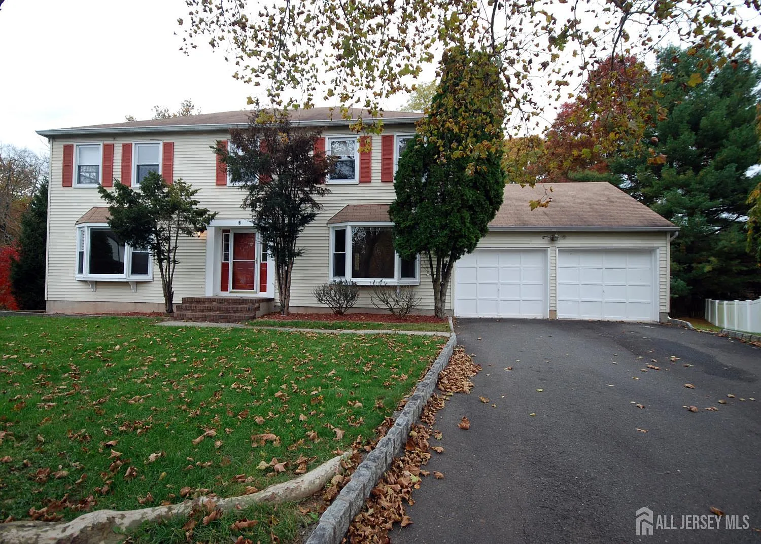 4 bed, 3.5 bath, 3060 sqft, $4,000 — Photo 1