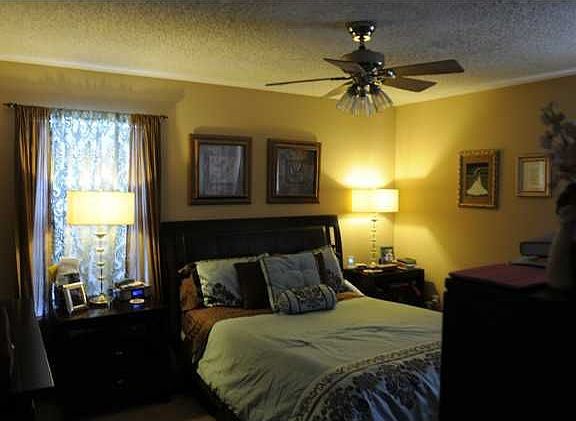 5th image of 1280 Laura Ln