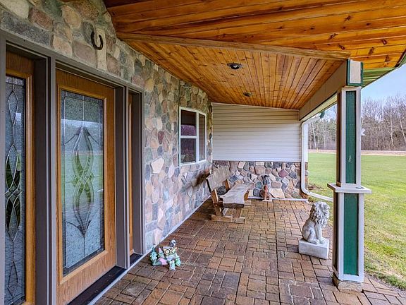 2nd image of 12050 WREN ROAD