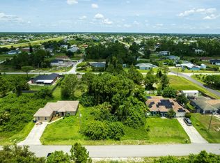 3016 33rd St SW, Lehigh Acres, FL 33976