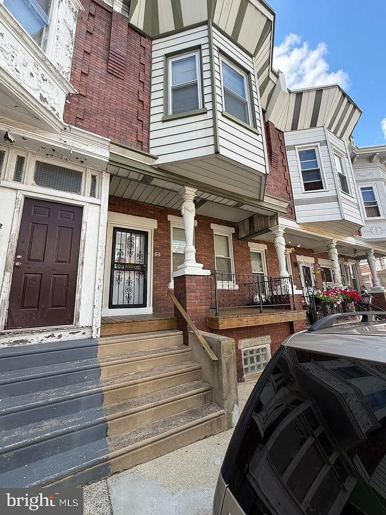 4 bed, 1344 sqft, $1,700 — Photo 1