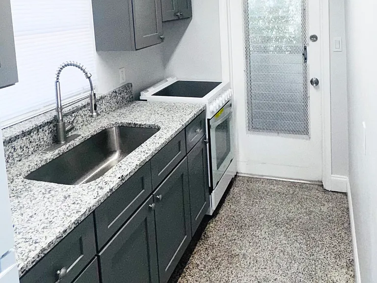 432 Magnolia Ave #2 — Photo 5