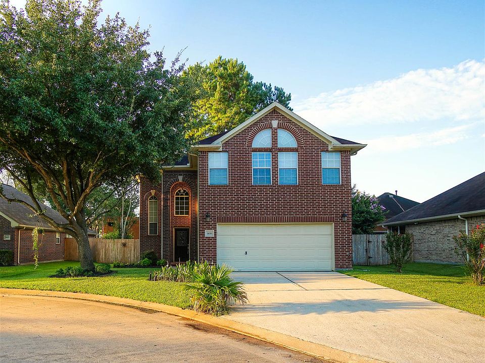 1st image of 11011 Creekline Green Ct
