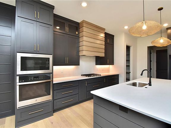 5th image of 7645 N Booth Ave