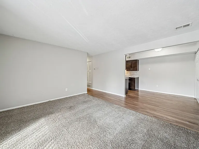 North Branch Apartments — Photo 5