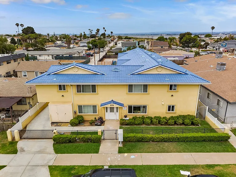 856 Calla Ave — Photo 1