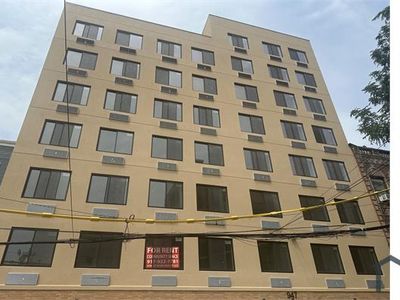 943 College Ave, Bronx, NY, 10456