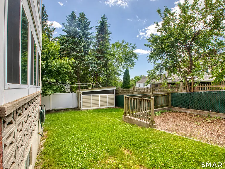 8 Ridge Pl #1 — Photo 34