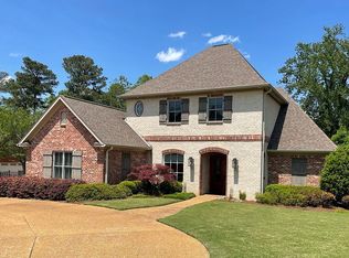 113 Tuxford Rd, Starkville, MS 39759