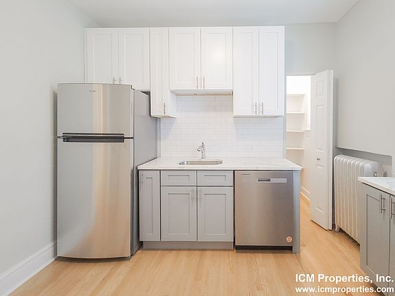 4th image of 50552 N Damen Ave #2E