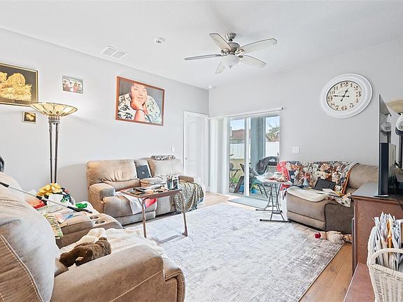 2nd image of 4371 SW 143rd Lane Rd