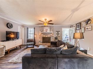 2814 Brackenwood Ct, Snellville, GA