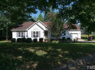 18 Oxford Ct, Clayton, NC 27520