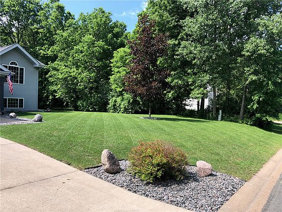 3rd image of 914 Wagner Road