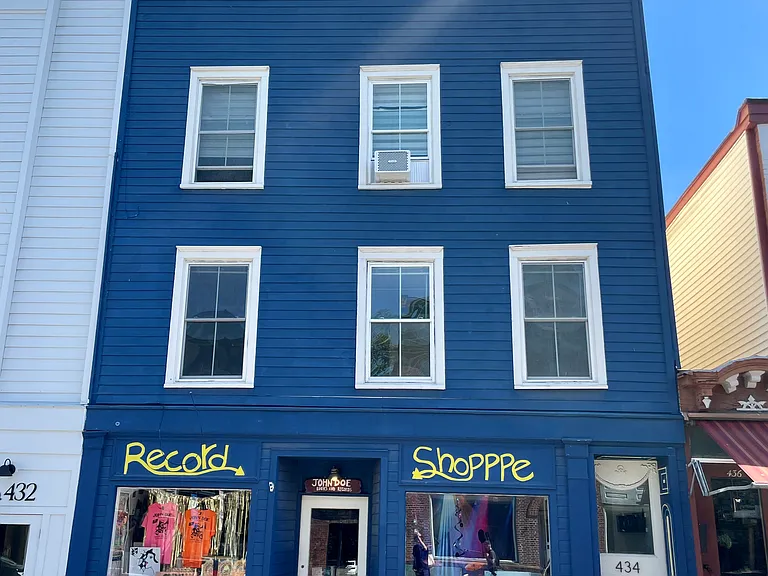 434 Warren St #2 — Photo 1
