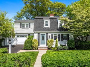 135 Eastwood Circuit, West Roxbury, MA 02132