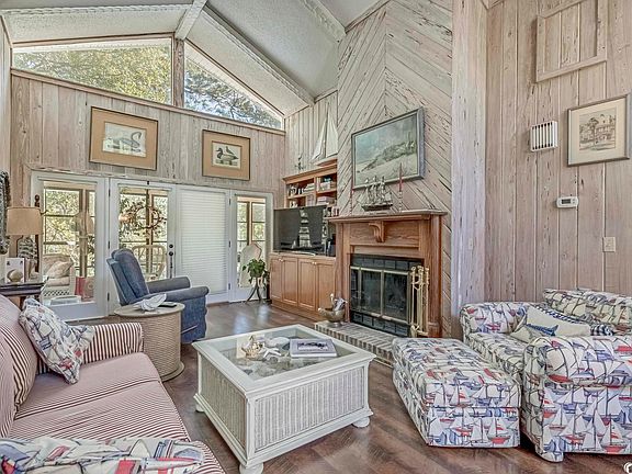 4th image of 273 Middleton Dr. #North Litchfield Beach