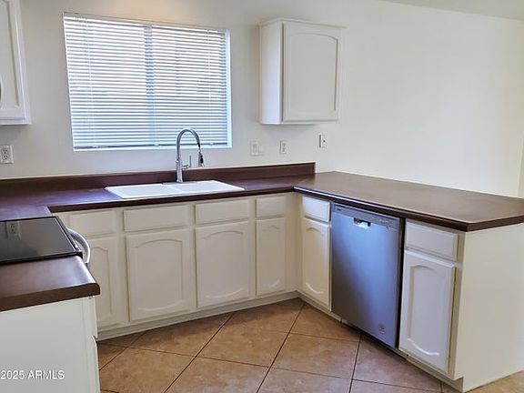 5th image of 3002 E Muirwood Dr
