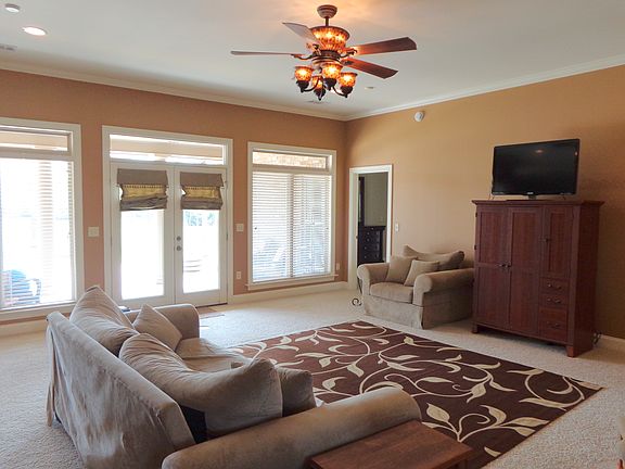 4th image of 4133 Fair Meadow Ln