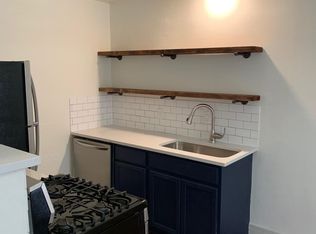 411 N Plymouth Rd #104, Dallas, TX 75211