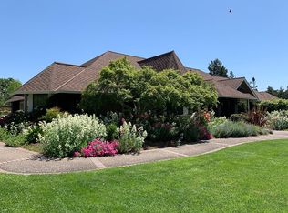 54 Hoff Rd, Kenwood, CA 95409