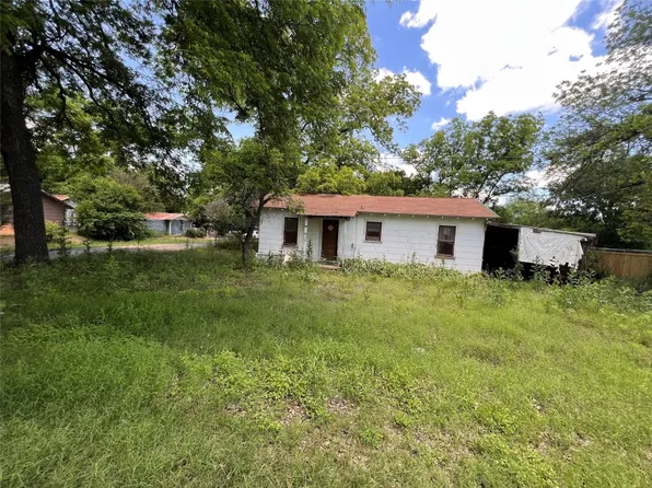 110 W Austin St, Rising Star, TX 76471