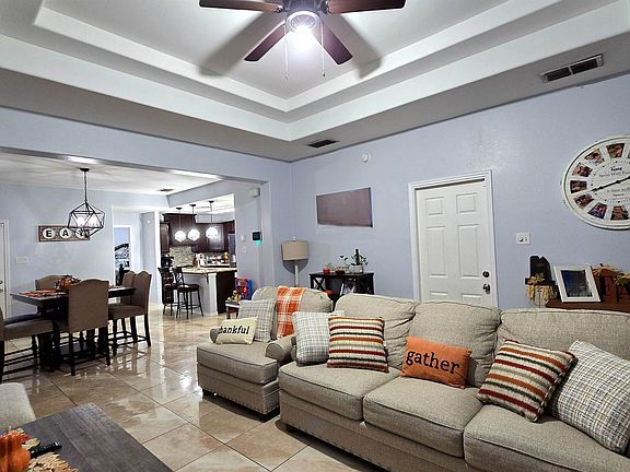 4th image of 3406 Chacota St