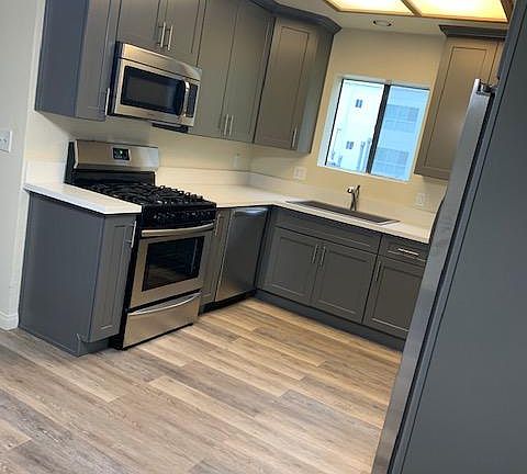 5th image of 1931 Overland Ave #203