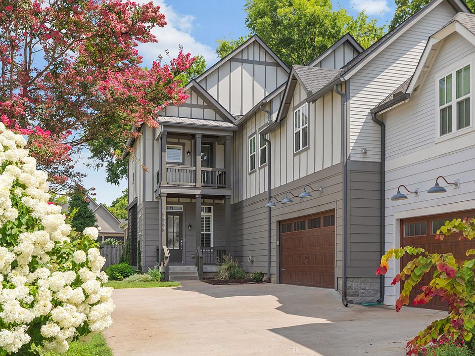 1st image of 908B Gale Ln