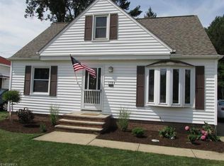 1584 Rush Rd, Wickliffe, OH 44092