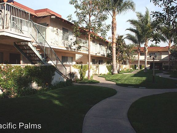 3rd image of 13750 La Pat Pl APT 9