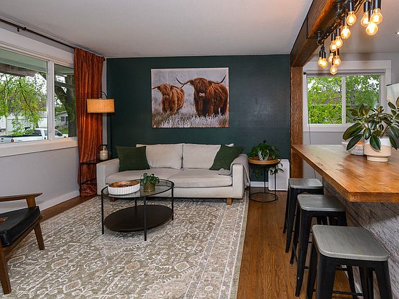 5th image of 406 Shady Ln