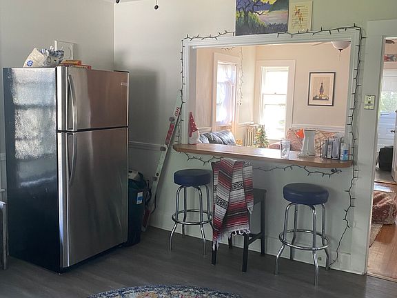 4th image of 92 Bedford St #1