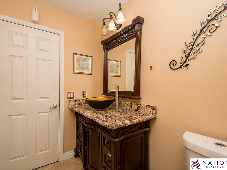 37709 Glengrove Dr — Photo 24