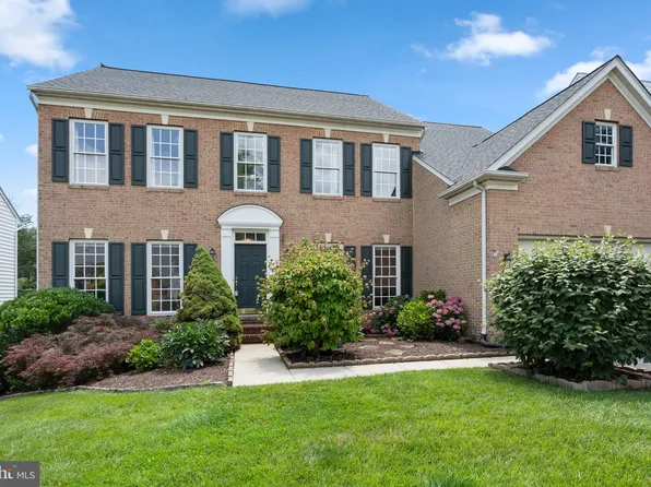 5617 James Gunnell Ln, Alexandria, VA 22310