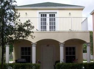 217 N D St, Lake Worth, FL 33460