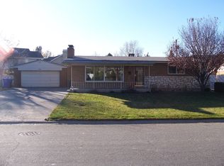 3948 S Oliver Dr, Holladay, UT 84124