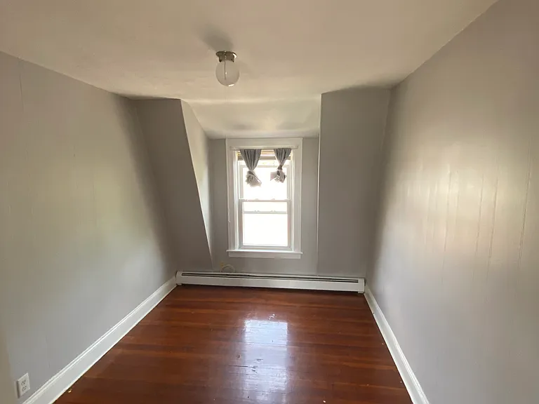 194 Orchard St #3 — Photo 5