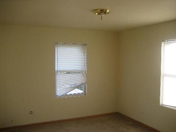 5th image of 4838 W Chase Ave