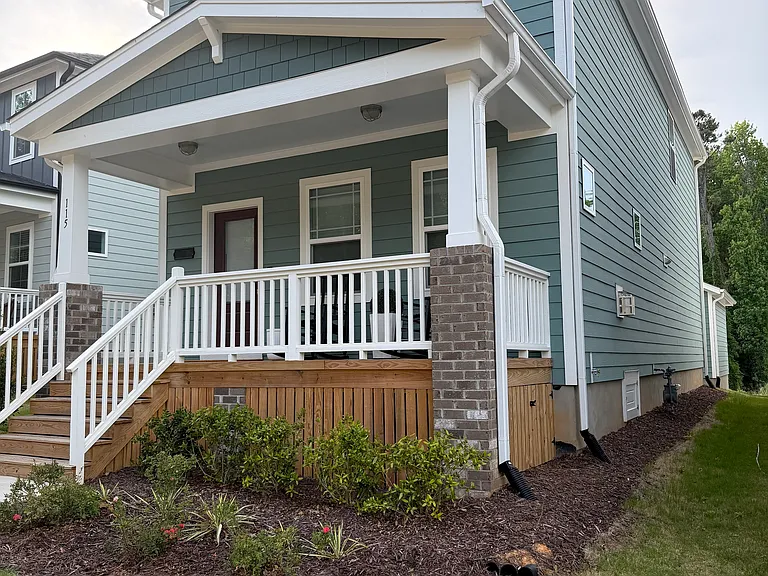 115 Weavers Grove Dr — Photo 2