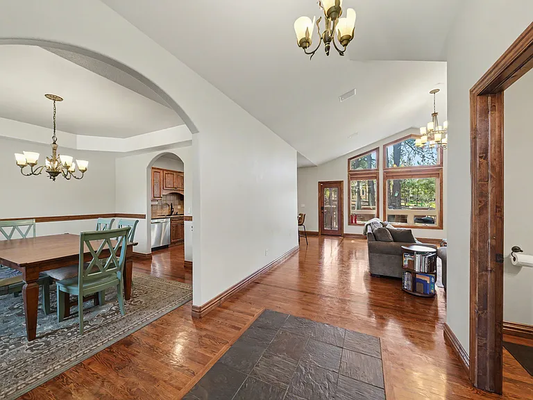 18145 Bakers Farm Rd — Photo 5