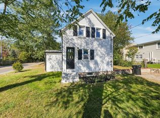 963 Russells Mills Rd, Dartmouth, MA 02748
