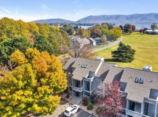 170 Sailors Cove Dr UNIT 1201, Moneta, VA 24121