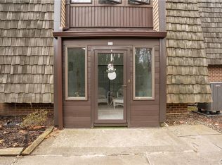 1037M Village Round, Allentown, PA 18106