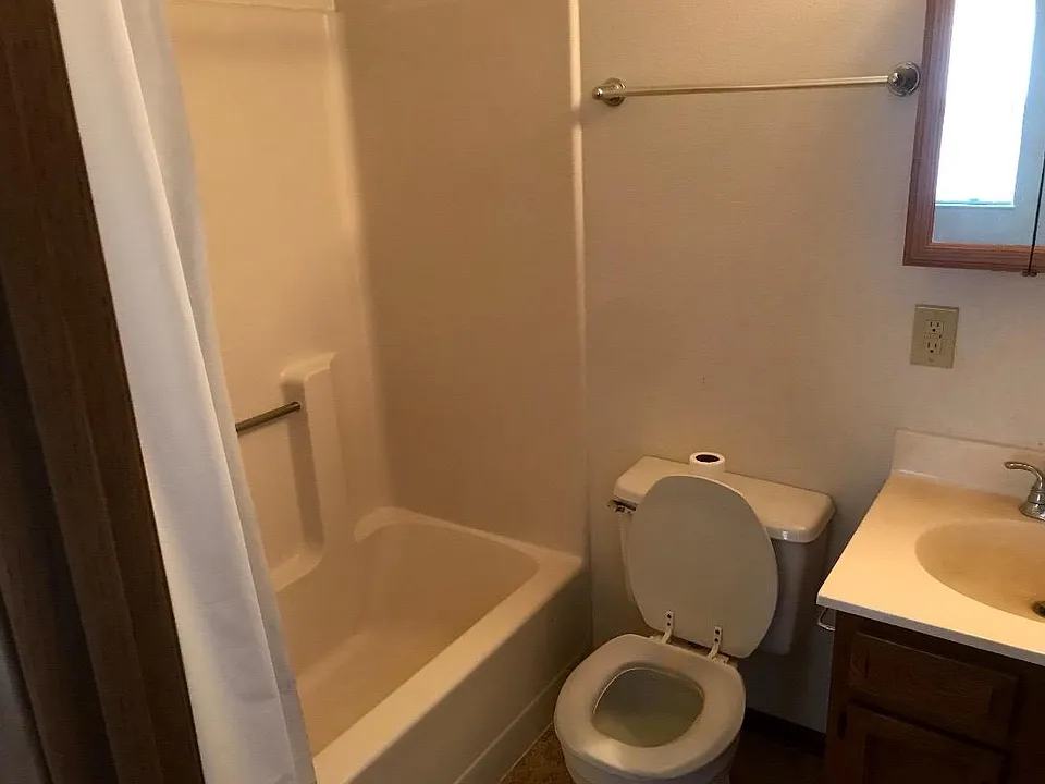 Full Bath