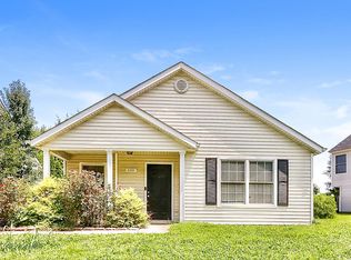 6321 Maravian Dr, Louisville, KY 40258